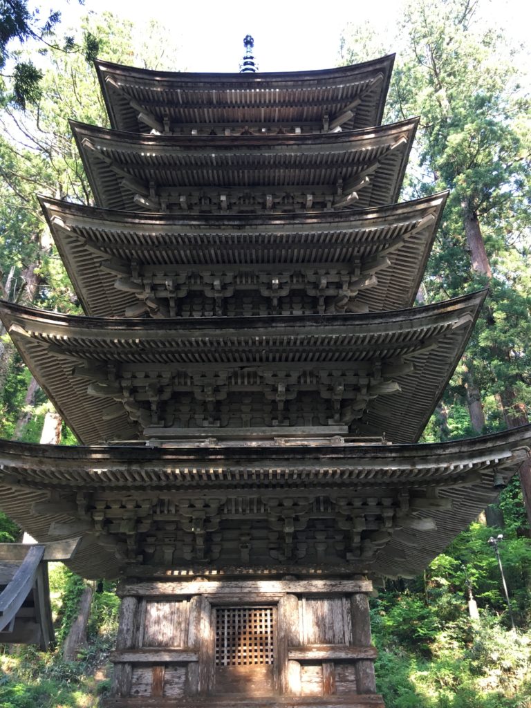 国宝建築｜羽黒山五重塔[山形] WANDER 国宝