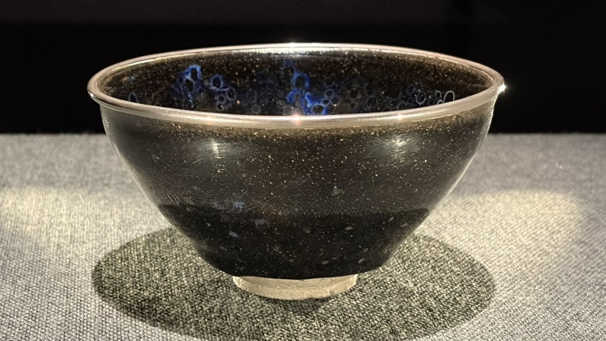 日本美術　天目茶碗　時代茶碗　黒釉茶碗 天目茶碗とは？茶道を彩った名品を知る ｜骨董品買取 緑和堂